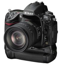 D700